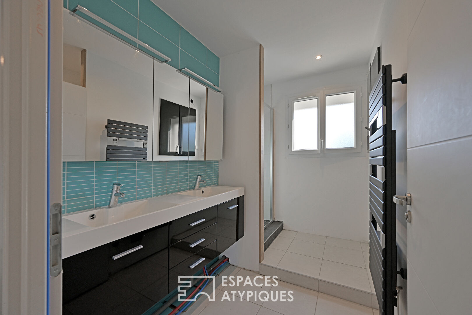 Cigale District: Family home with swimming pool and spacious rooms