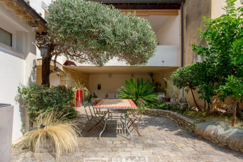 Du caractère et du charme pour cette maison de village rénovée
