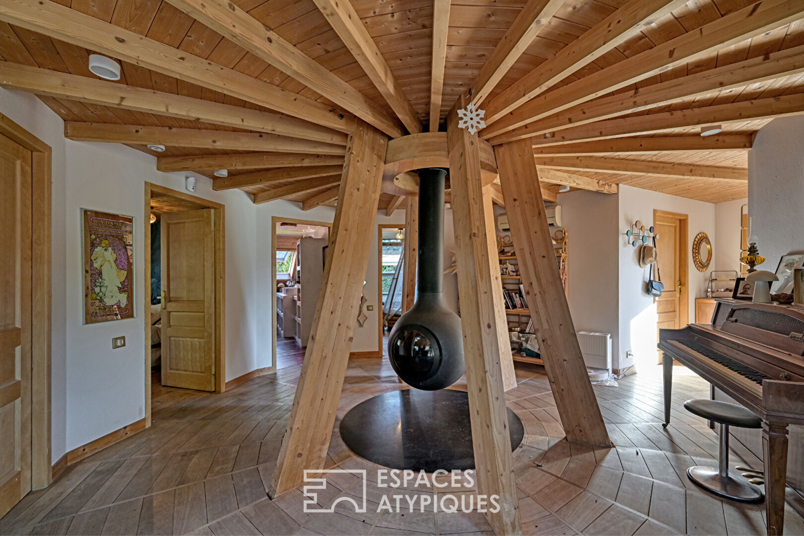Dôme en bois avec piscine aux portes d’Uzès