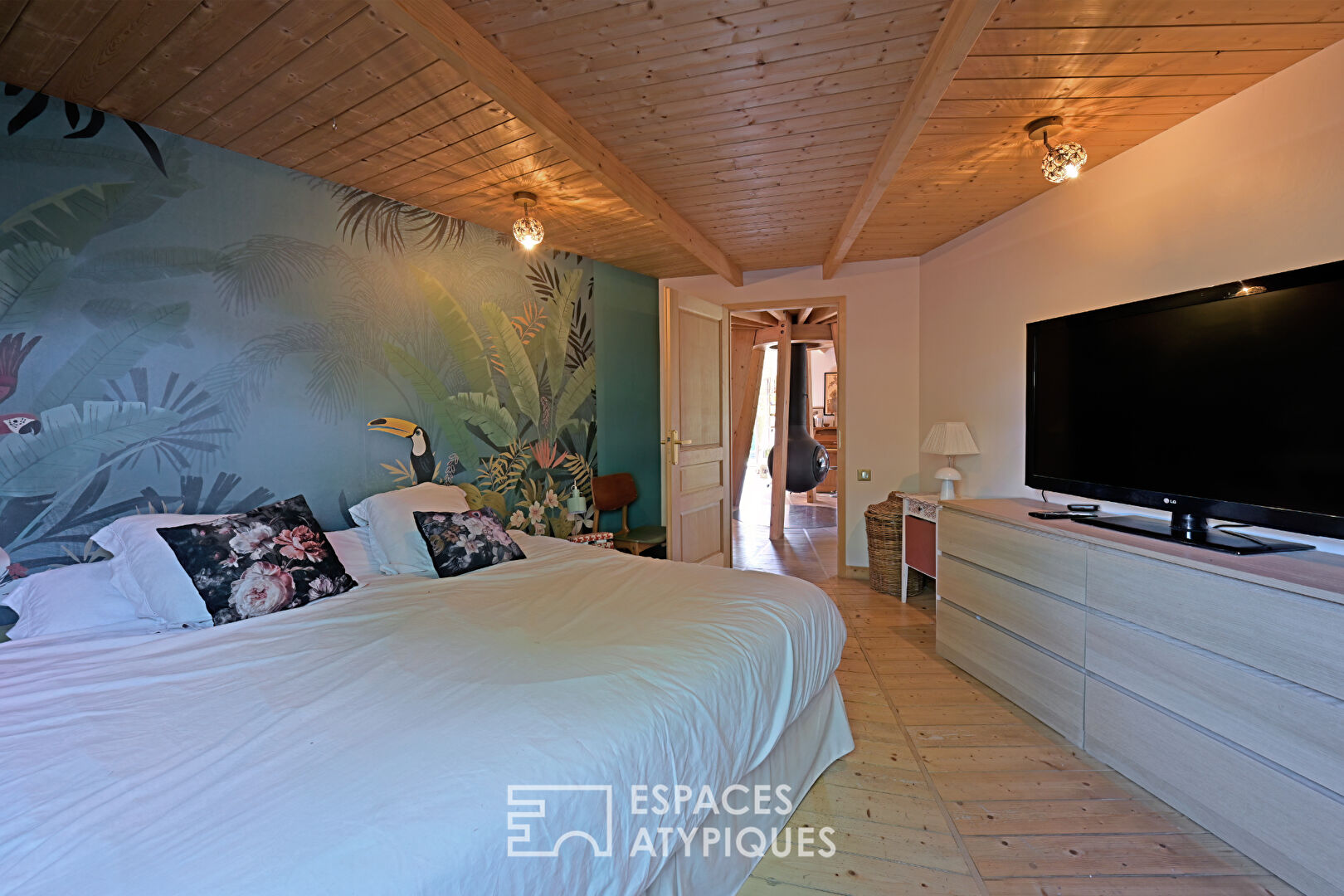 Dôme en bois avec piscine aux portes d’Uzès