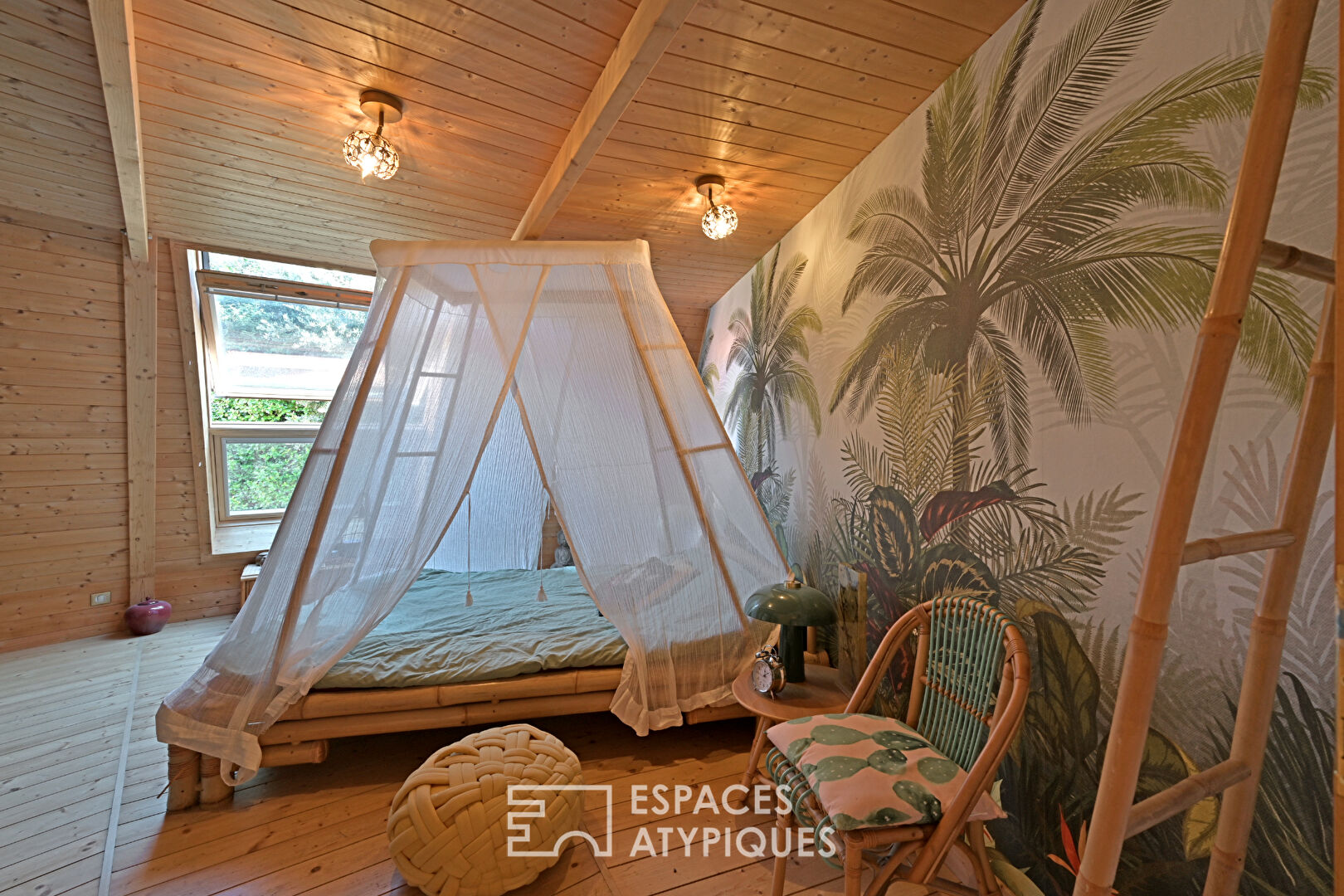Dôme en bois avec piscine aux portes d’Uzès