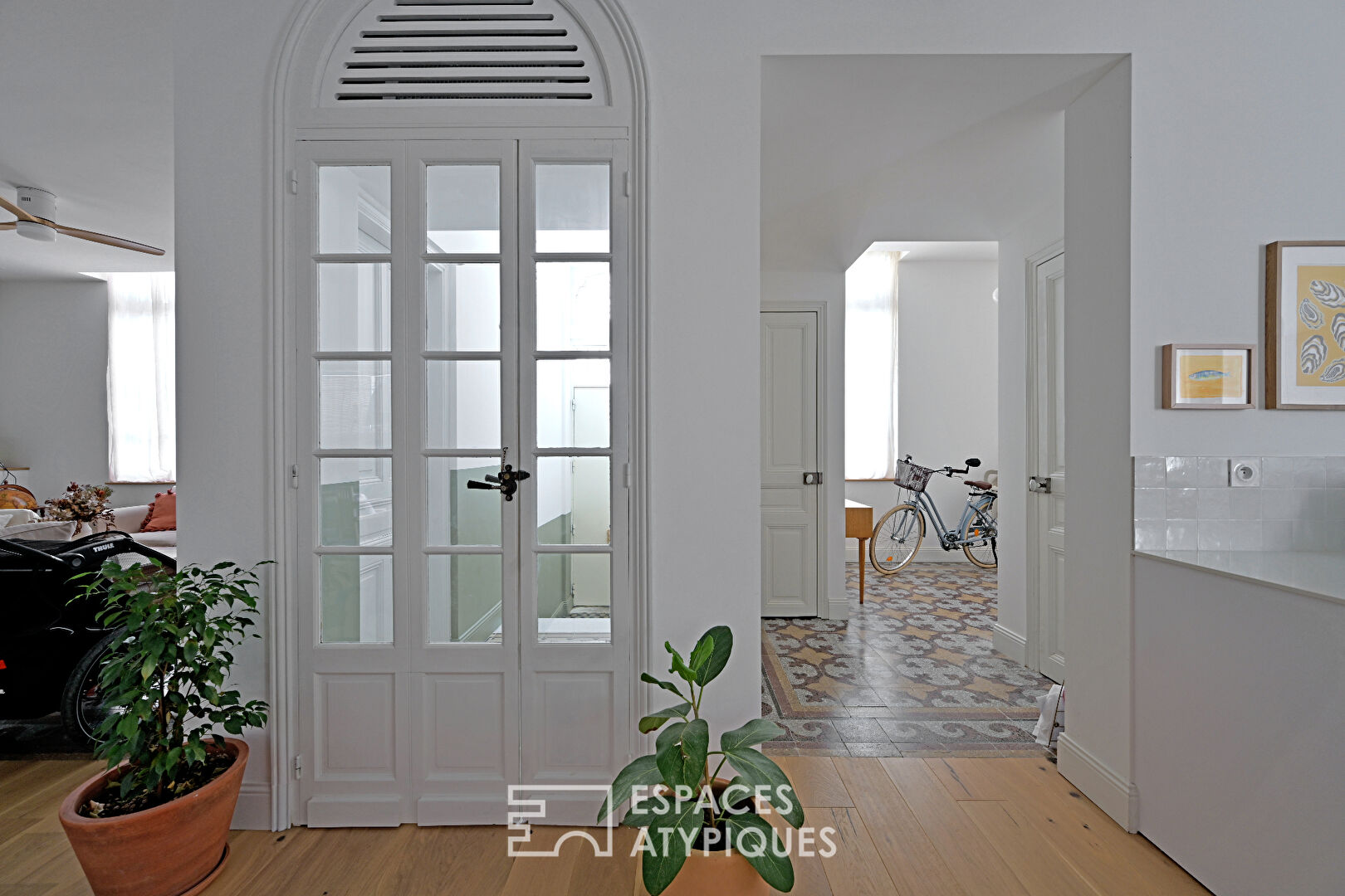Maison rénovée de caractère aux volumes généreux
