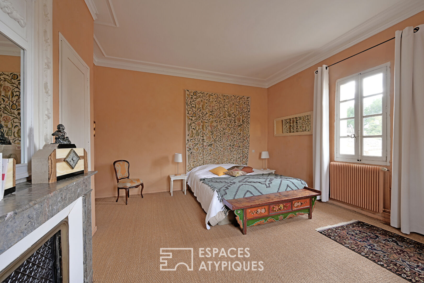Between heritage and refinement, an exceptional residence