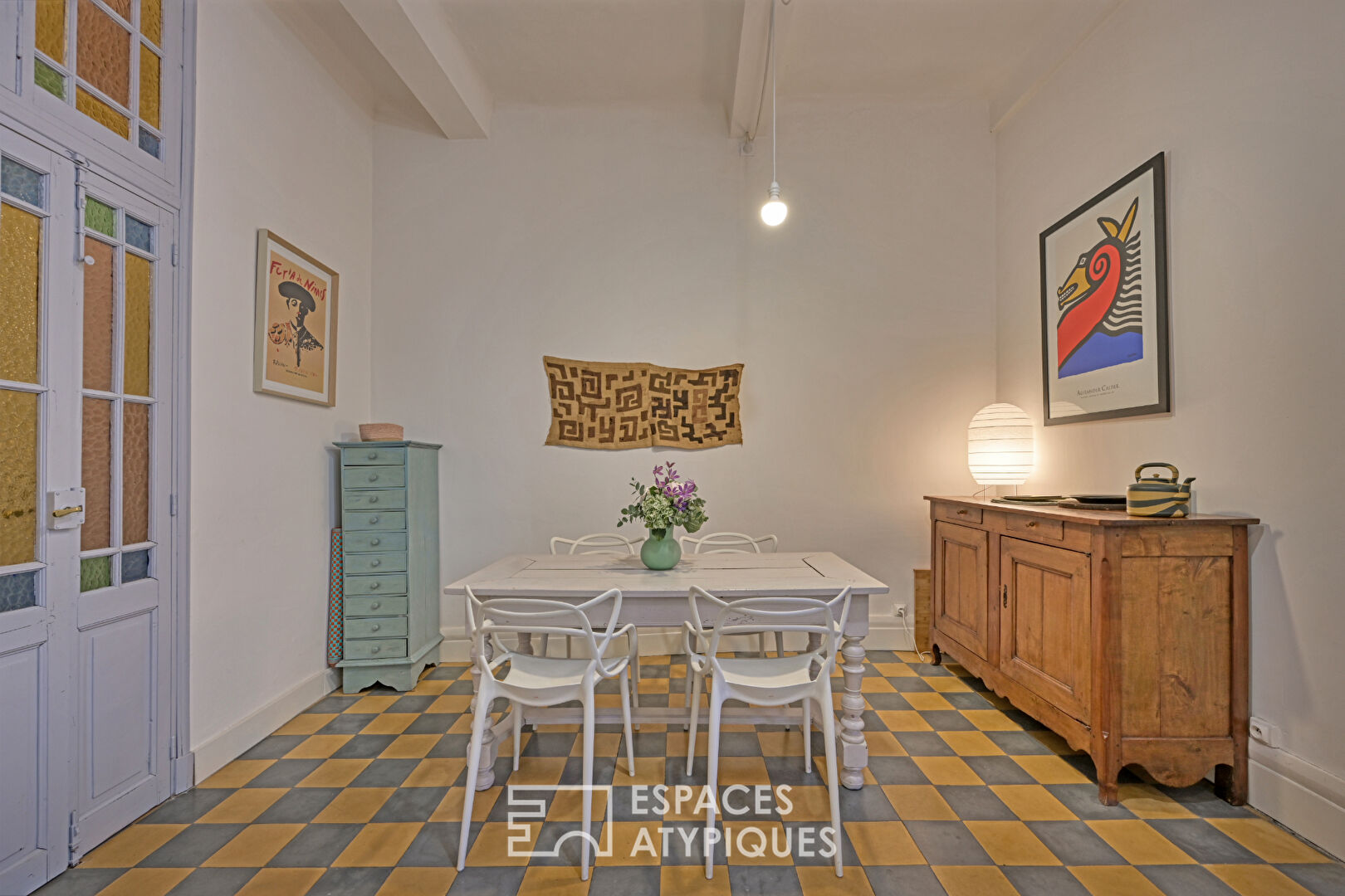 17th-century apartment in the heart of the city
