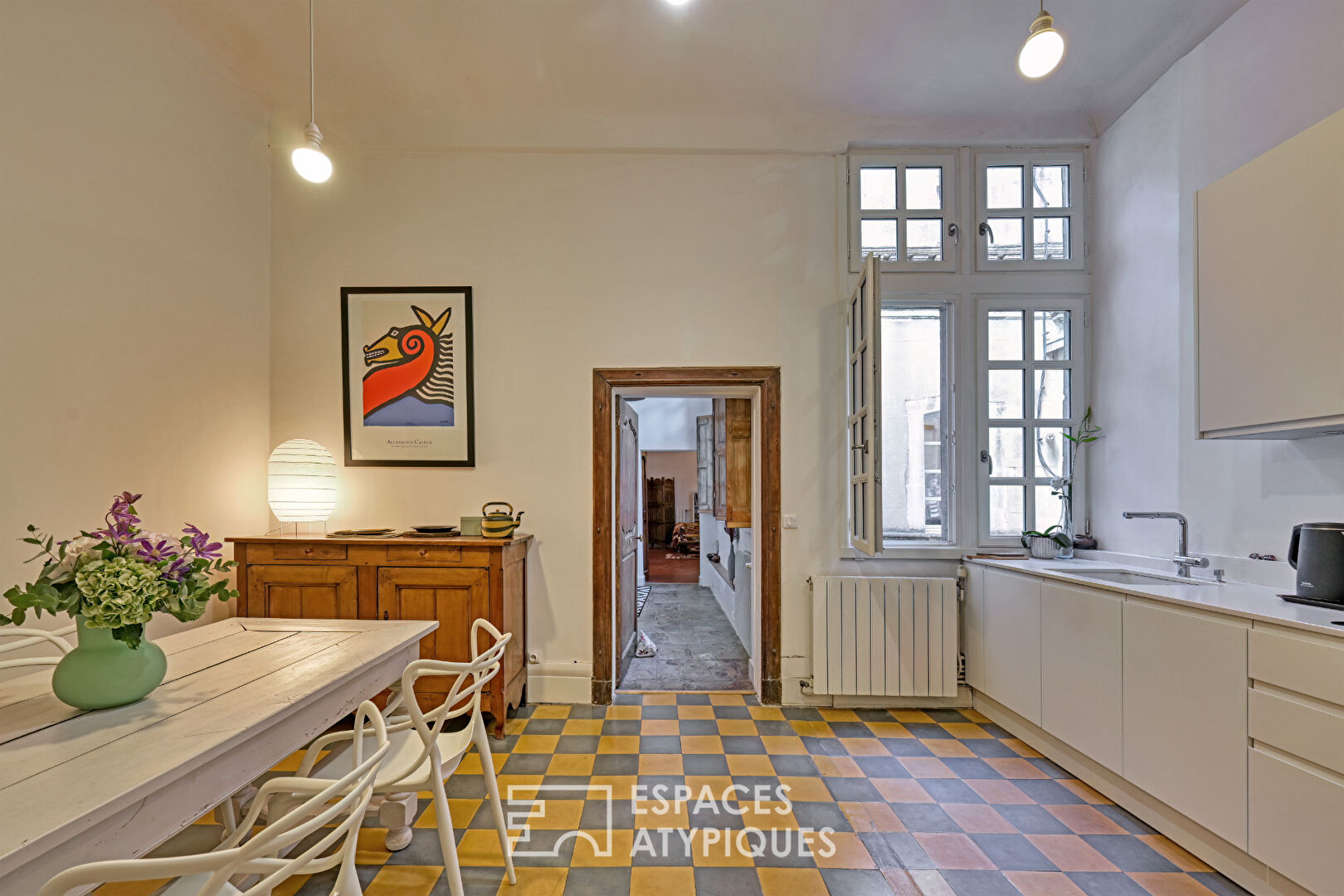 17th-century apartment in the heart of the city