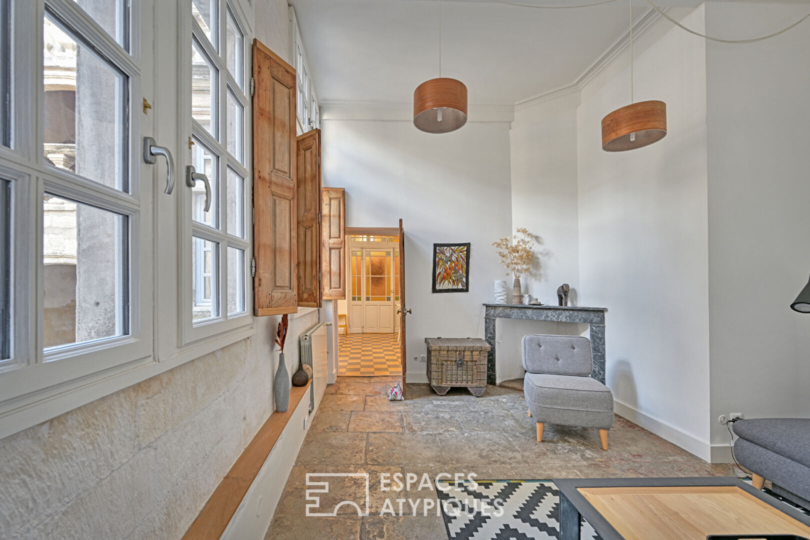 17th-century apartment in the heart of the city