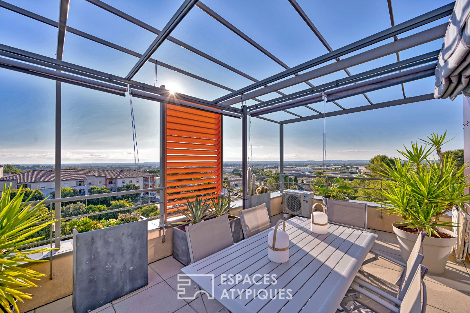 Appartement dernier étage avec vue panoramique et terrasses