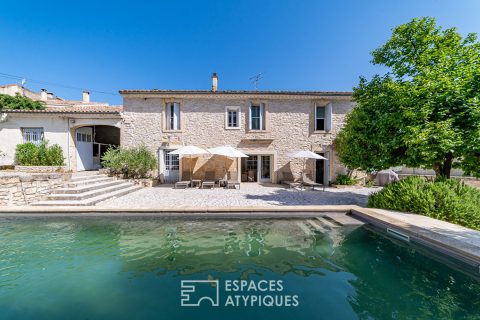 Maison de charme avec piscine et dépendance