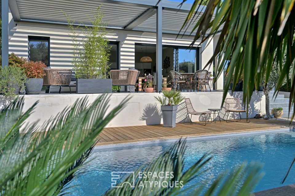 Maison contemporaine avec piscine et jardin paysagé, proche Uzès