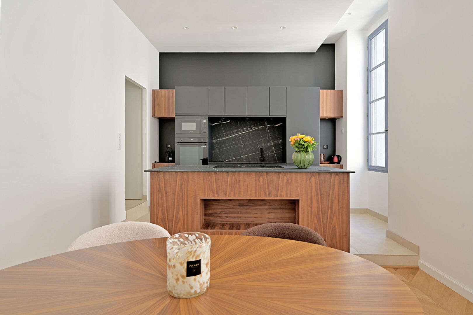 Appartement rénové de caractère – centre ville