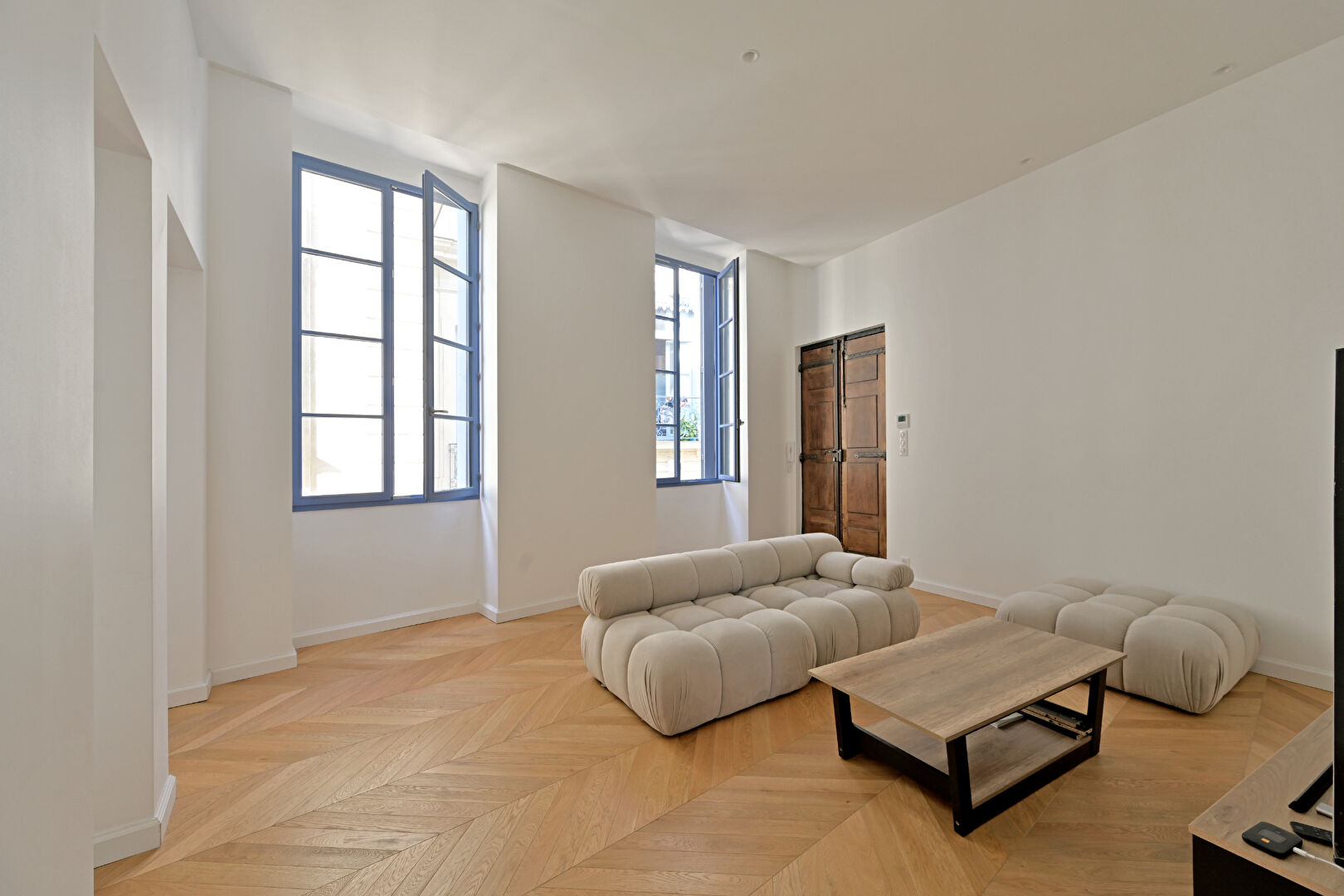 Appartement rénové de caractère – centre ville