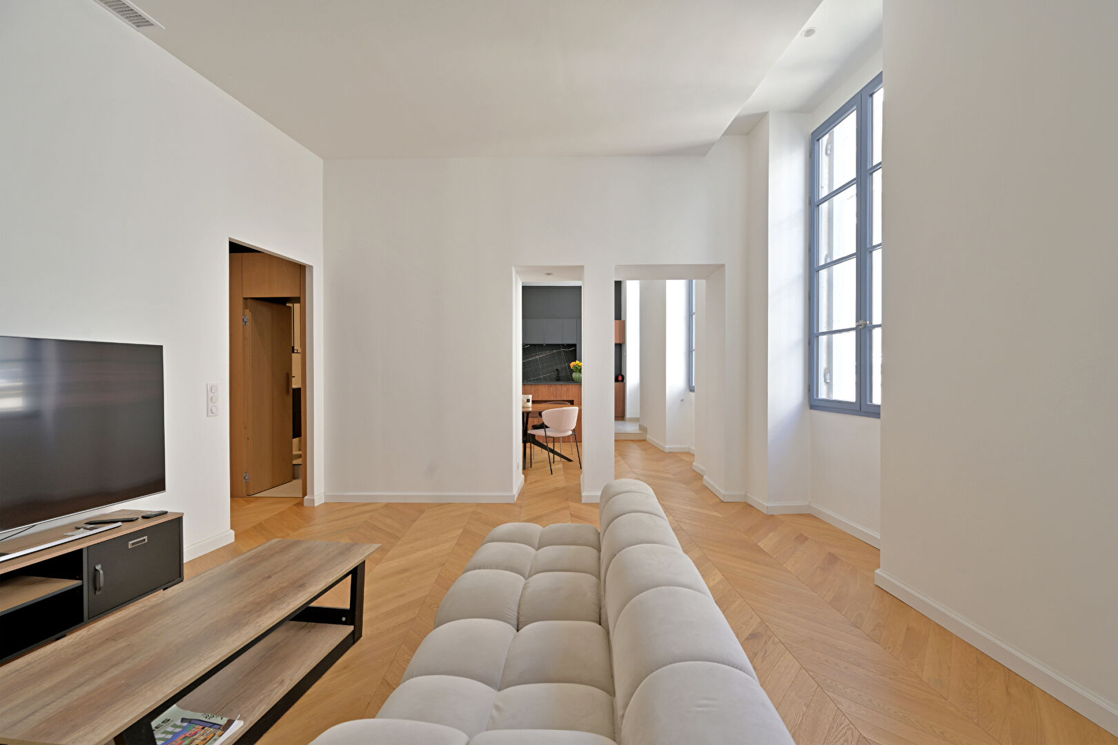 Appartement rénové de caractère – centre ville