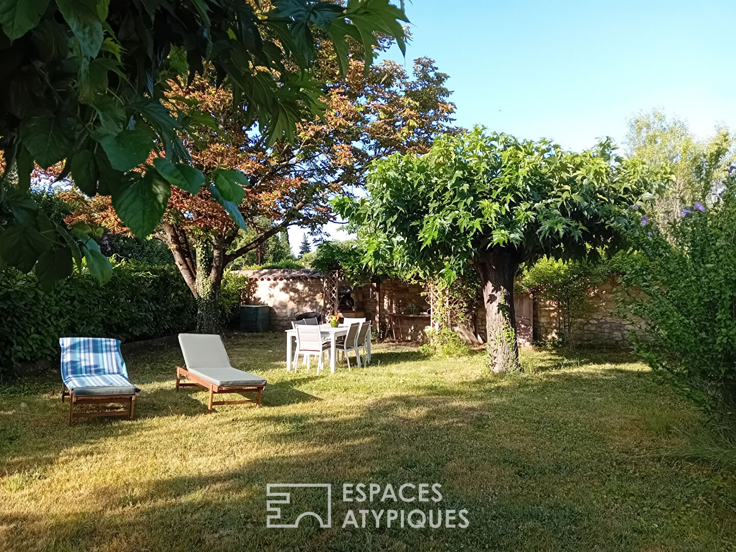 Mas en pierre à 8 km d’Uzès, authenticité et douceur de vivre