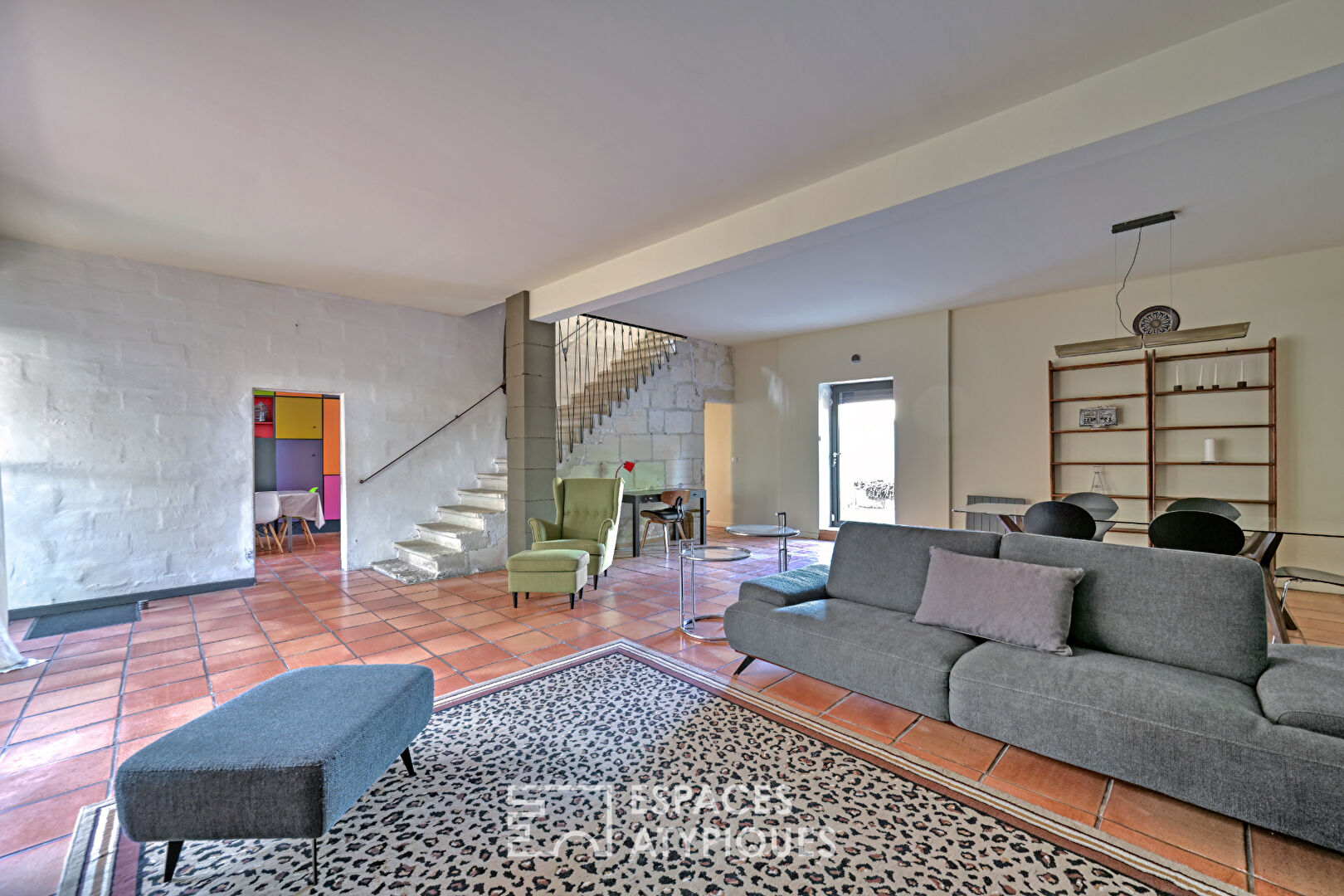 Mas à l’esprit artistique et bohème – 15 km de Nîmes