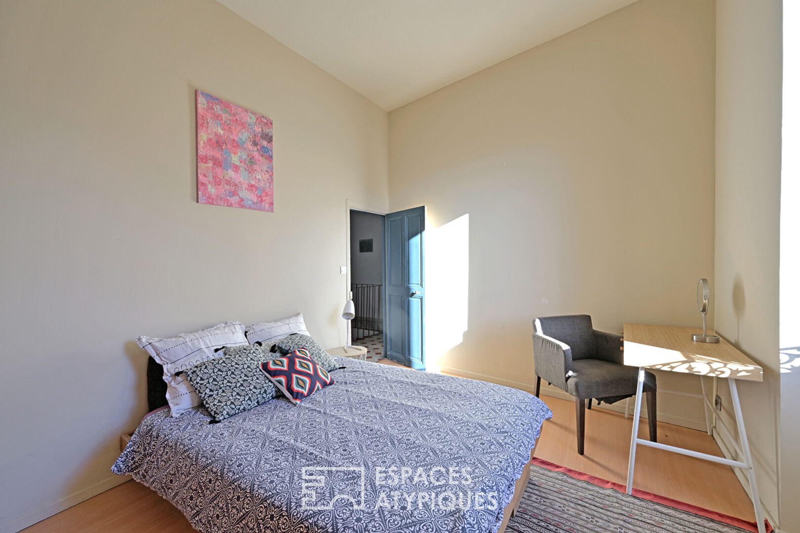 Mas à l’esprit artistique et bohème – 15 km de Nîmes