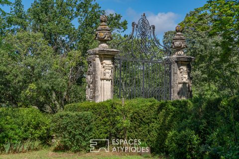 Elégante demeure en château XVIII