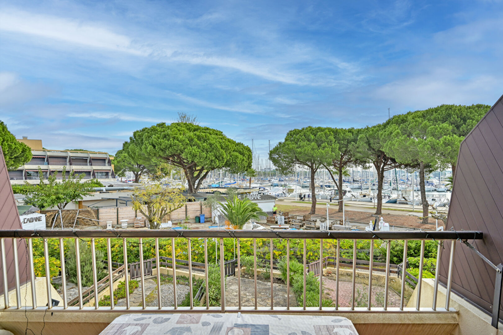 Échappée Belle face au Port de plaisance : 3 pièces, vue port et voiliers
