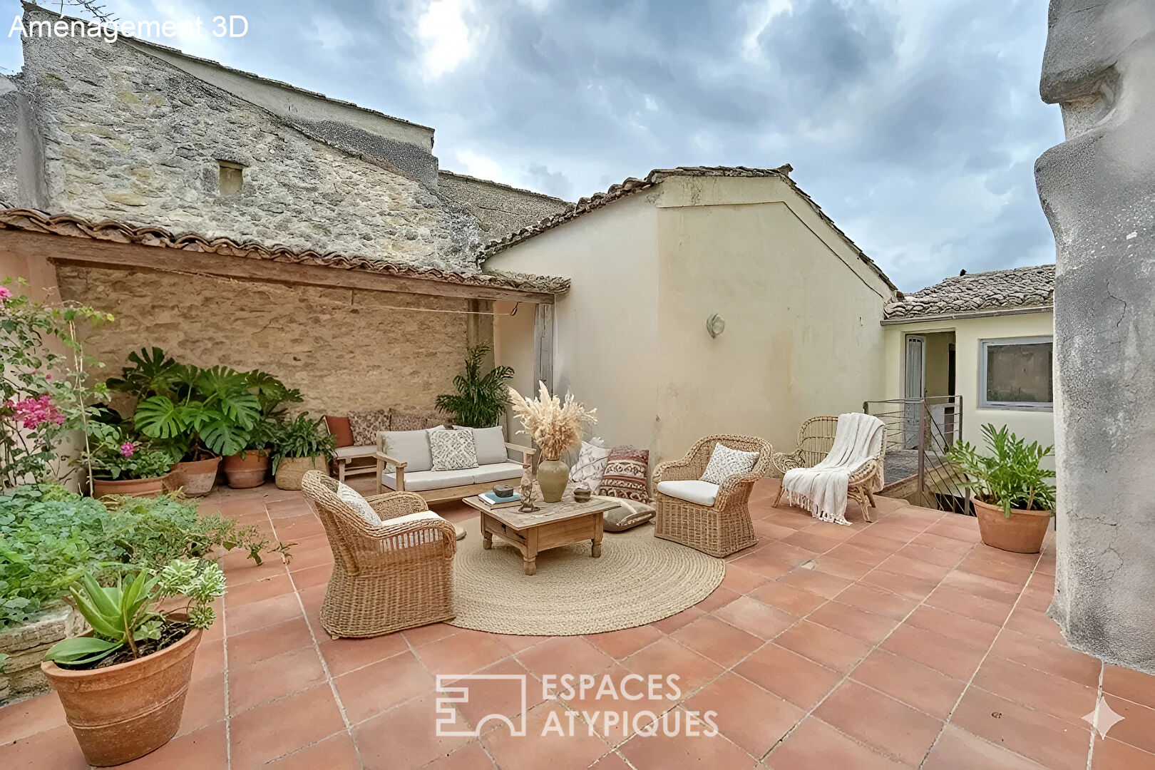 Maison ancienne et sa terrasse secrète