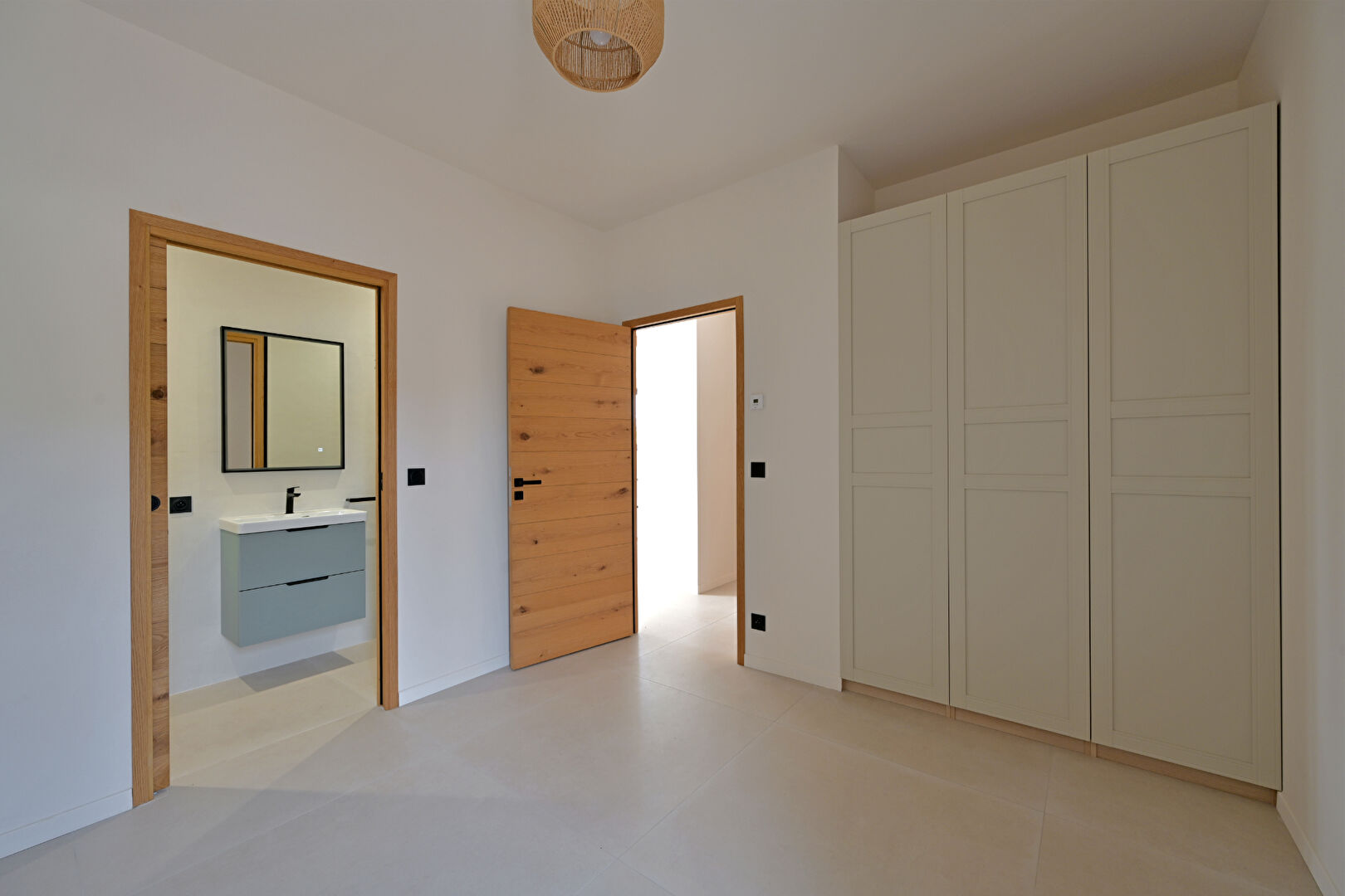 Maison contemporaine avec piscine proche Uzès