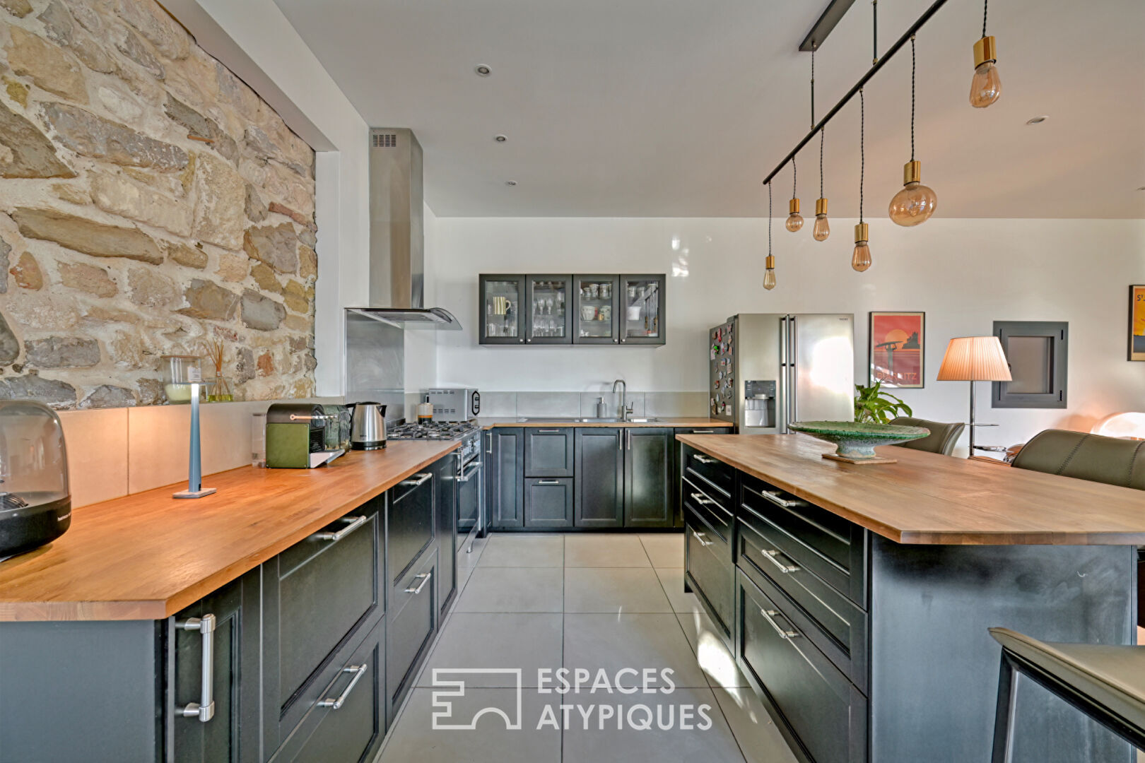 Charming duplex house by the canal