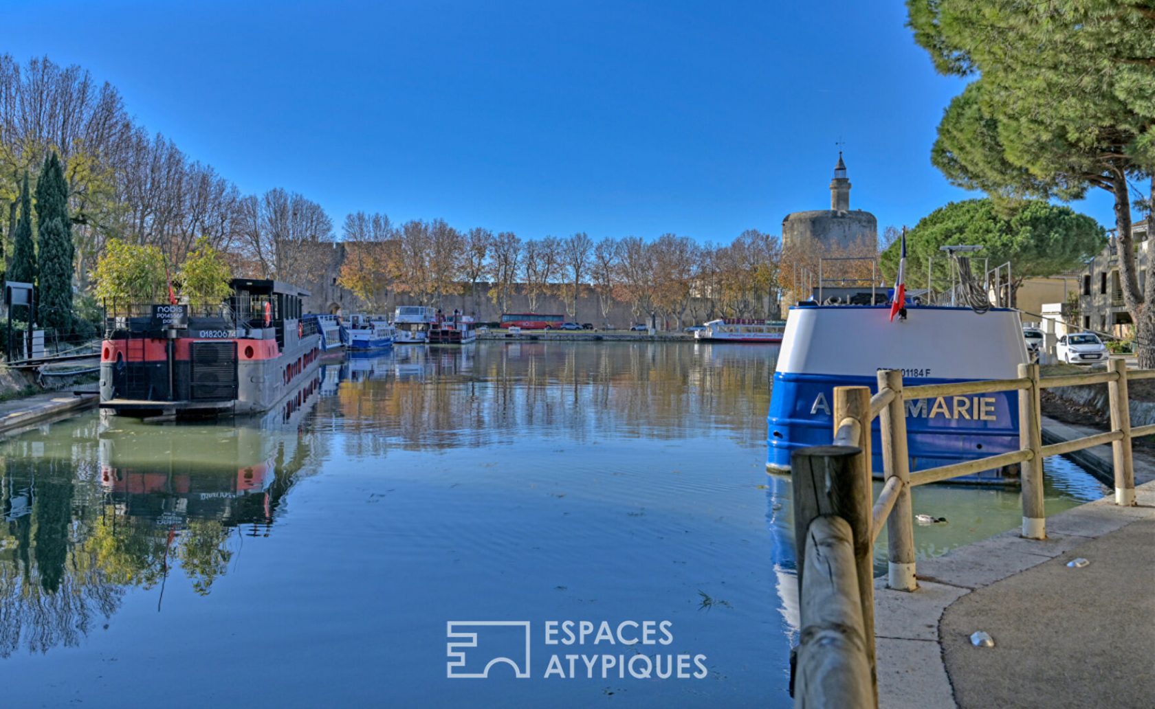 Charming duplex house by the canal