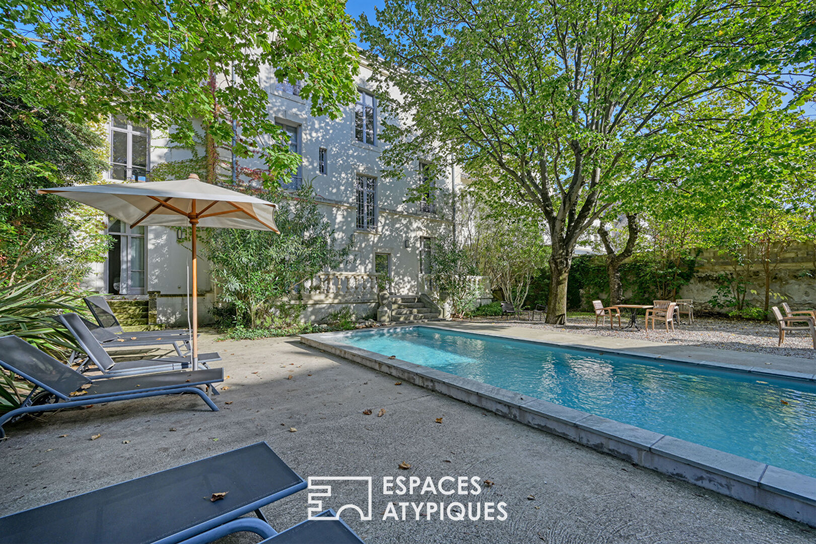 Hôtel particulier d&rsquo;exception en plein coeur de Nîmes