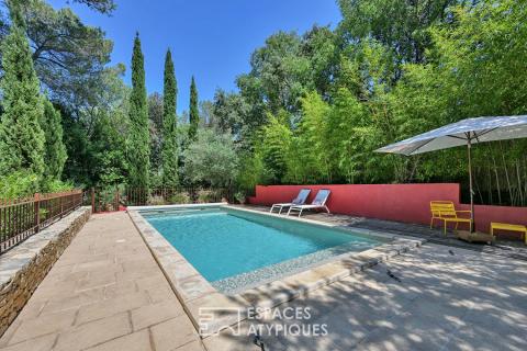 Charming country house with swimming pool and outbuilding