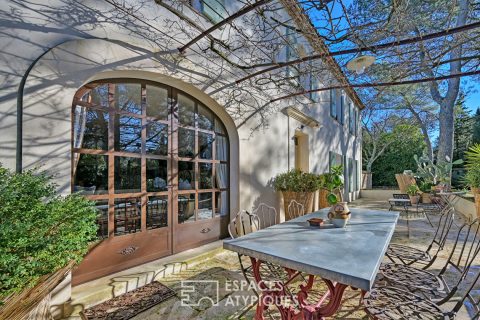 Bastide de charme avec piscine et dépendance