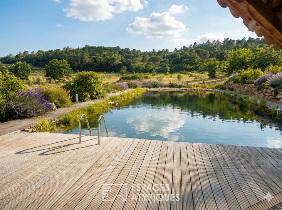 Domaine Bucolique de 8 ha - Mas et gîtes avec bassin naturel