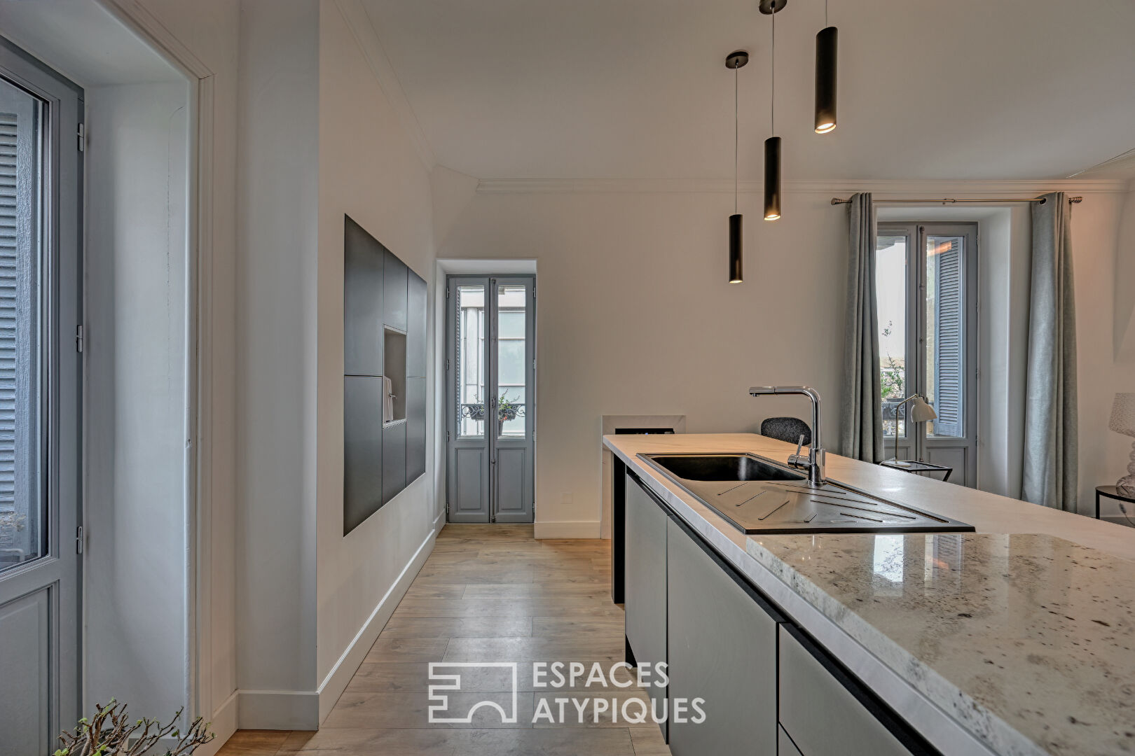 Appartement dernier étage quais de la Fontaine