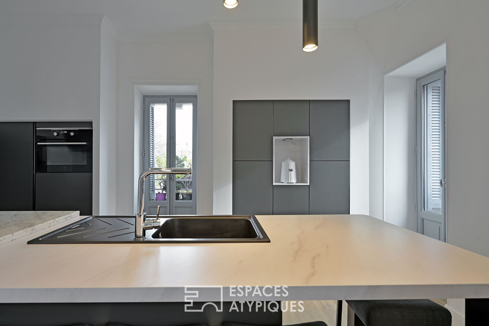 Appartement dernier étage quais de la Fontaine