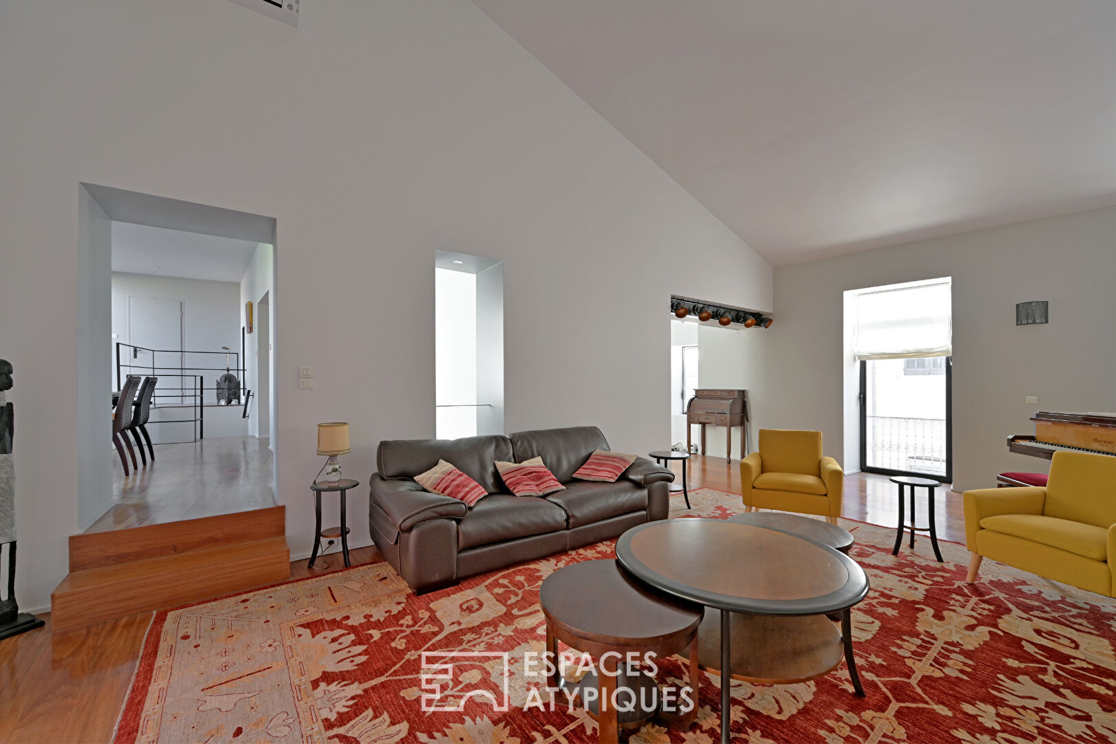 Maison de ville rénovée avec terrasses et garage, quartier Jean-Jaurès