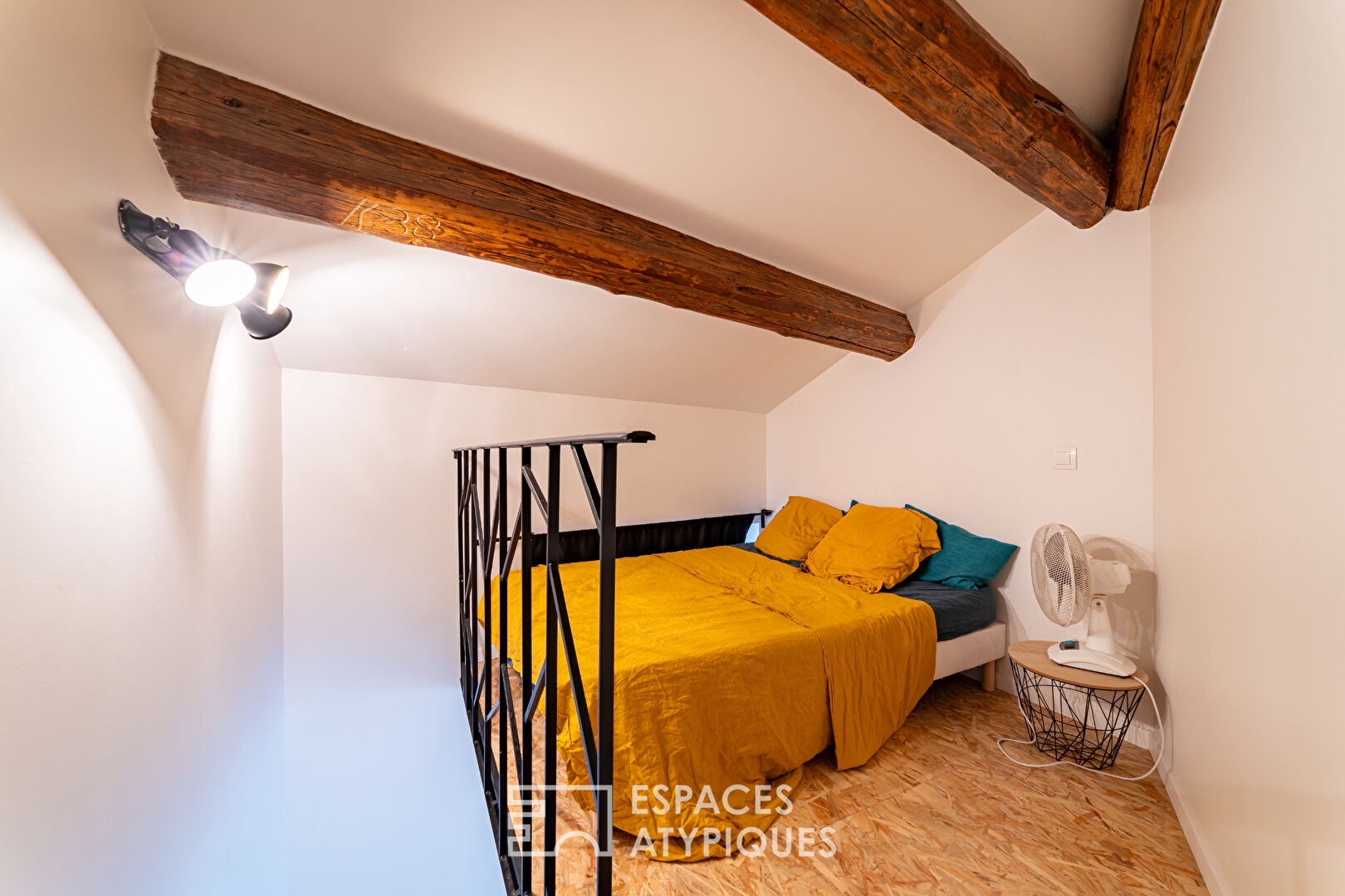 Beautifully renovated townhouse