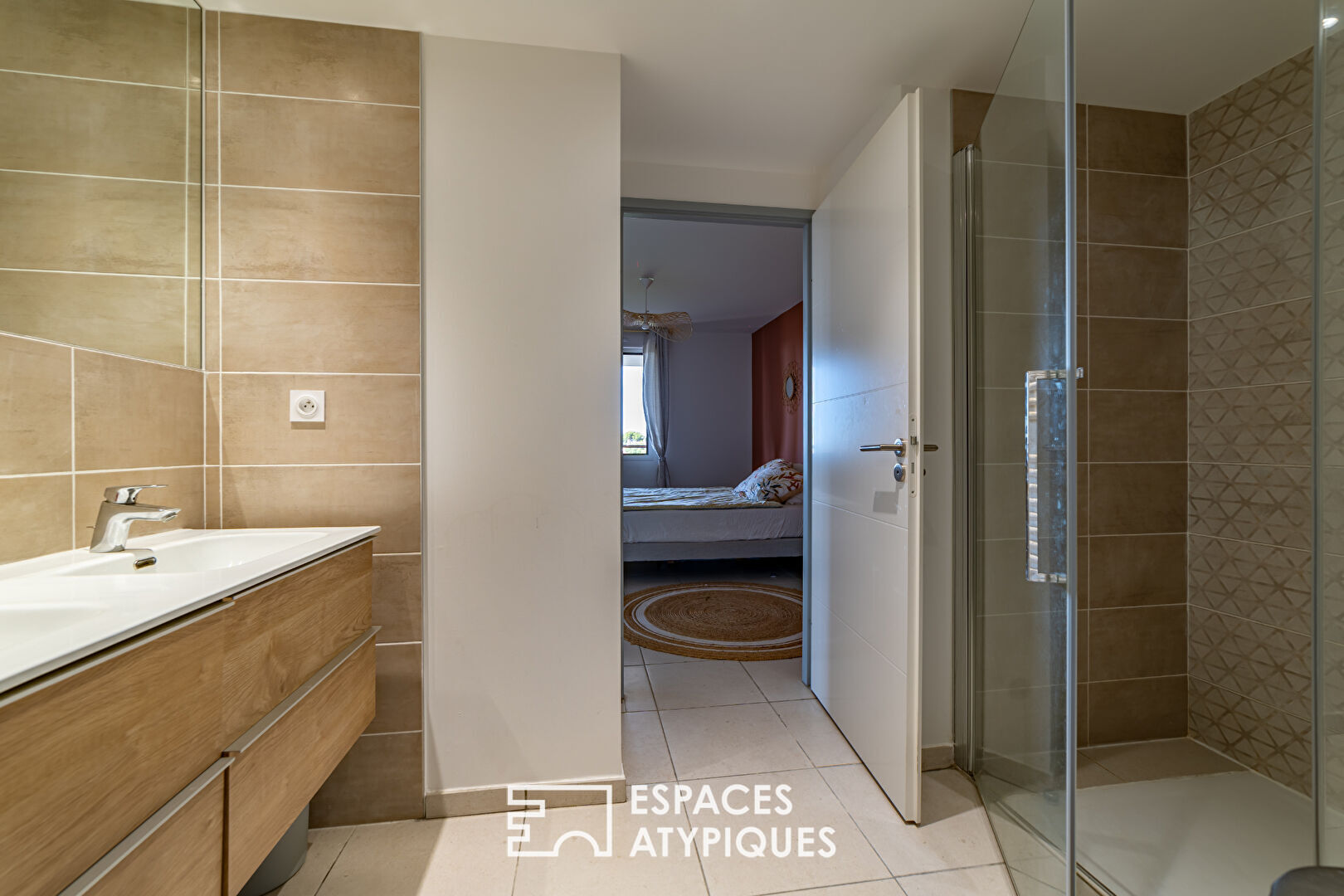 Rooftop panoramique d&rsquo;exception perché au sein du « Montmartre » Nîmois