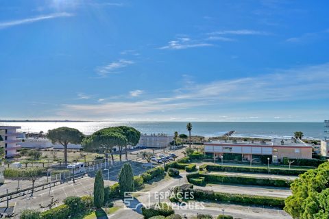 Appartement en dernier étage, vue sur la Méditerranée