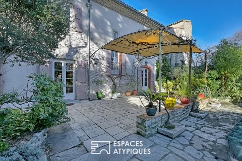 Ancien presbytère rénové et son jardin secret