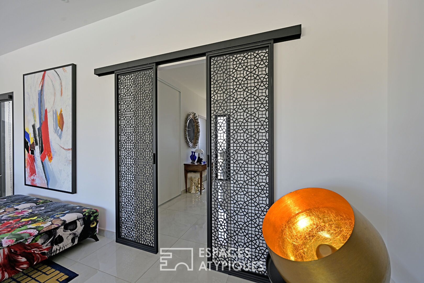 L&rsquo;Horizon Suspendu – villa lumière, design et vue nature