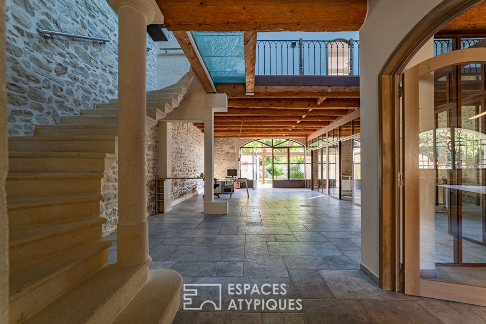 Maison de caractère avec jardin et garage - habitation ou bureaux VIP