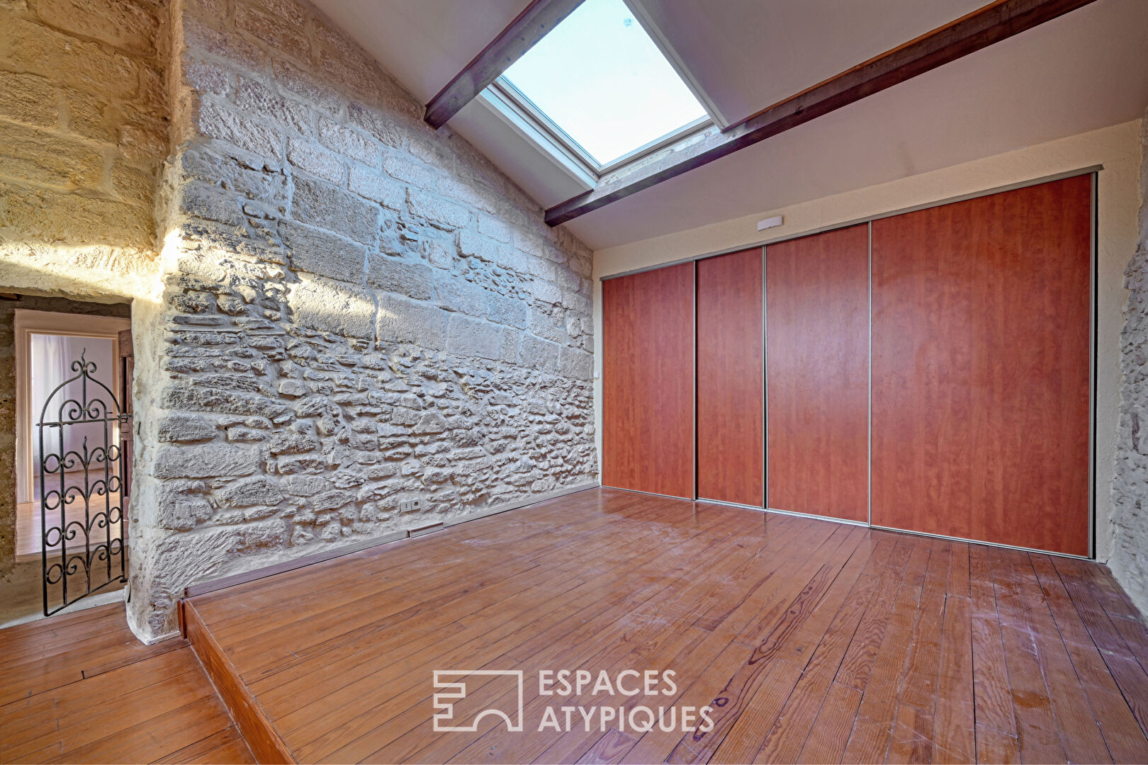 Unique village house from 1790 with courtyard