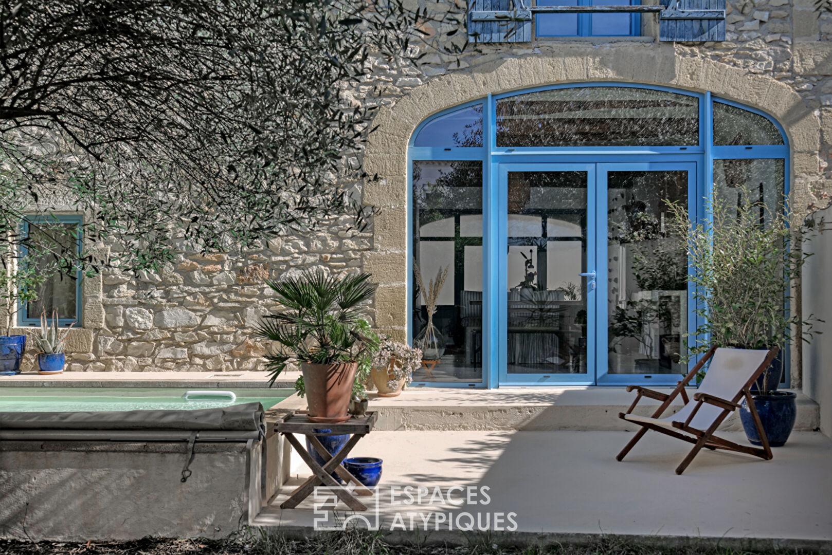 Maison de village atypique, jardin et bassin