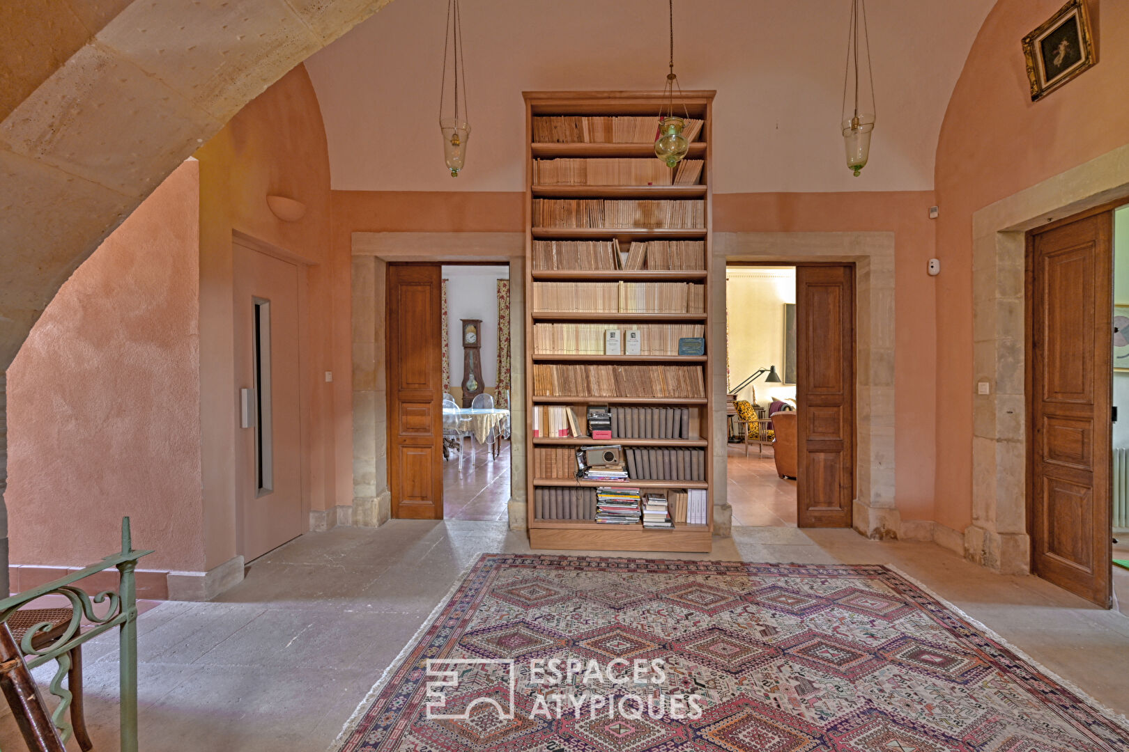 Hôtel particulier du XVIII siècle avec jardin et piscine