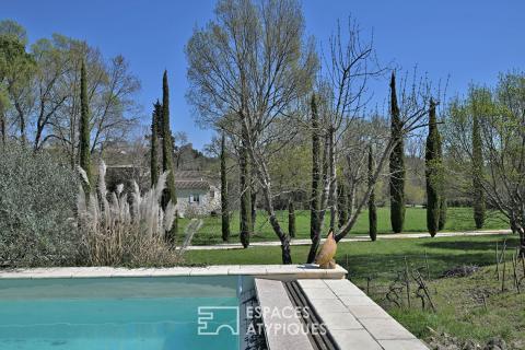 Grand mas et moulin au coeur d&rsquo;un lieu enchanteur