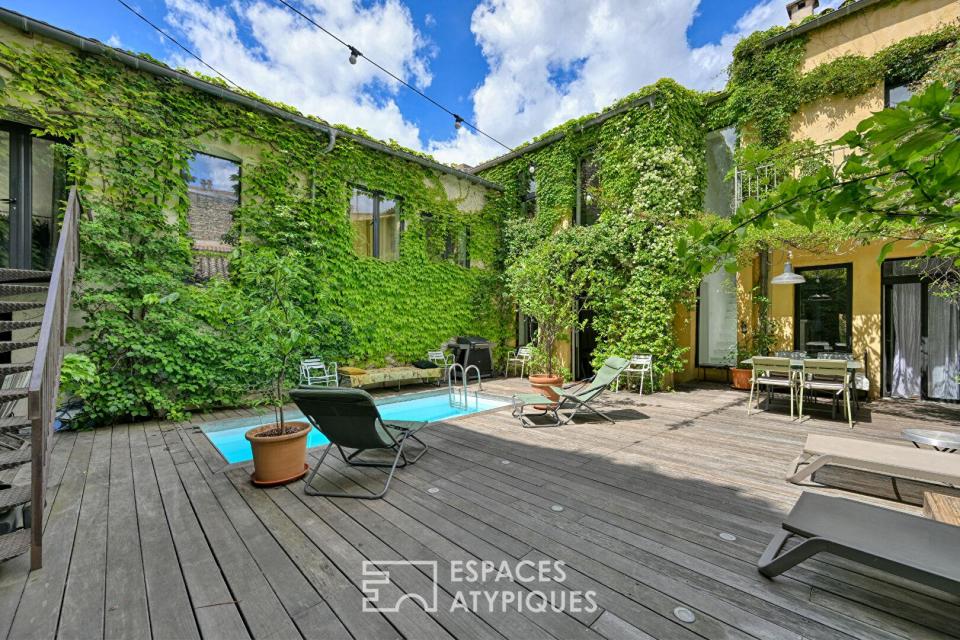 Maison de ville avec cour intérieure et piscine - quartier Révolution
