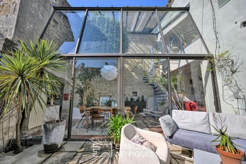 Maison vigneronne réhabilitée avec verrière et bassin