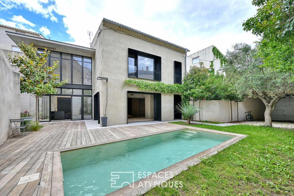 Maison d'architecte contemporaine avec piscine et garage