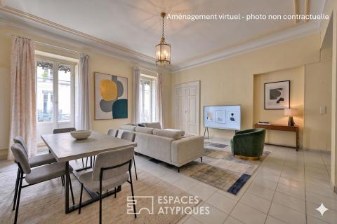 Élégant appartement Haussmannien avec ascenseur et terrasse couverte