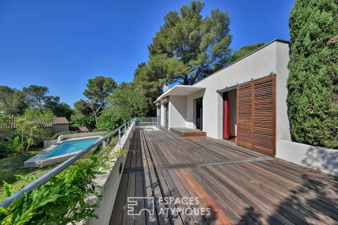 Spacious contemporary apartment with a view – 5 minutes from the city center