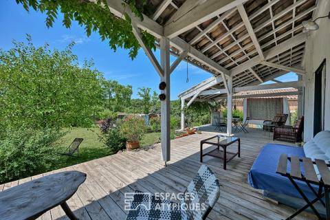 Villa aux grands volumes qui respire au rythme de son jardin