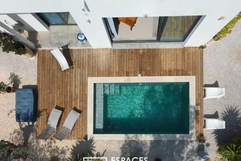 Maison contemporaine à l&rsquo;orée de la pinède