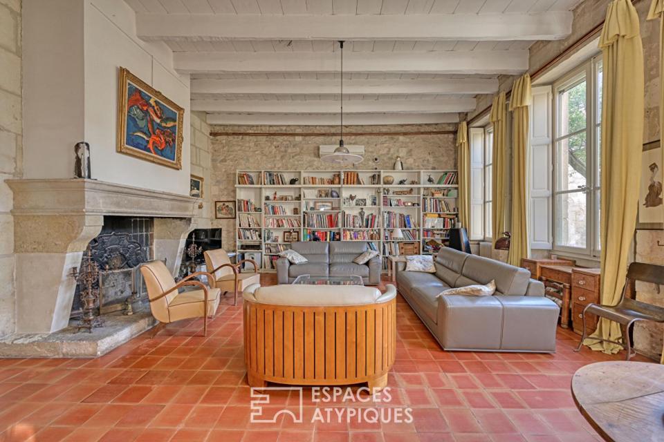 Maison de Maître et son intime jardin - 5 min de la gare TGV